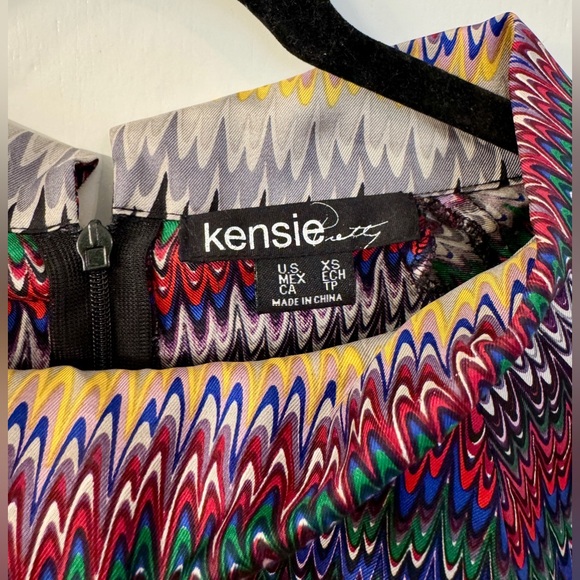 Kensie Multi-Colored Tunic with Bell Sleeves - Picture 4 of 5